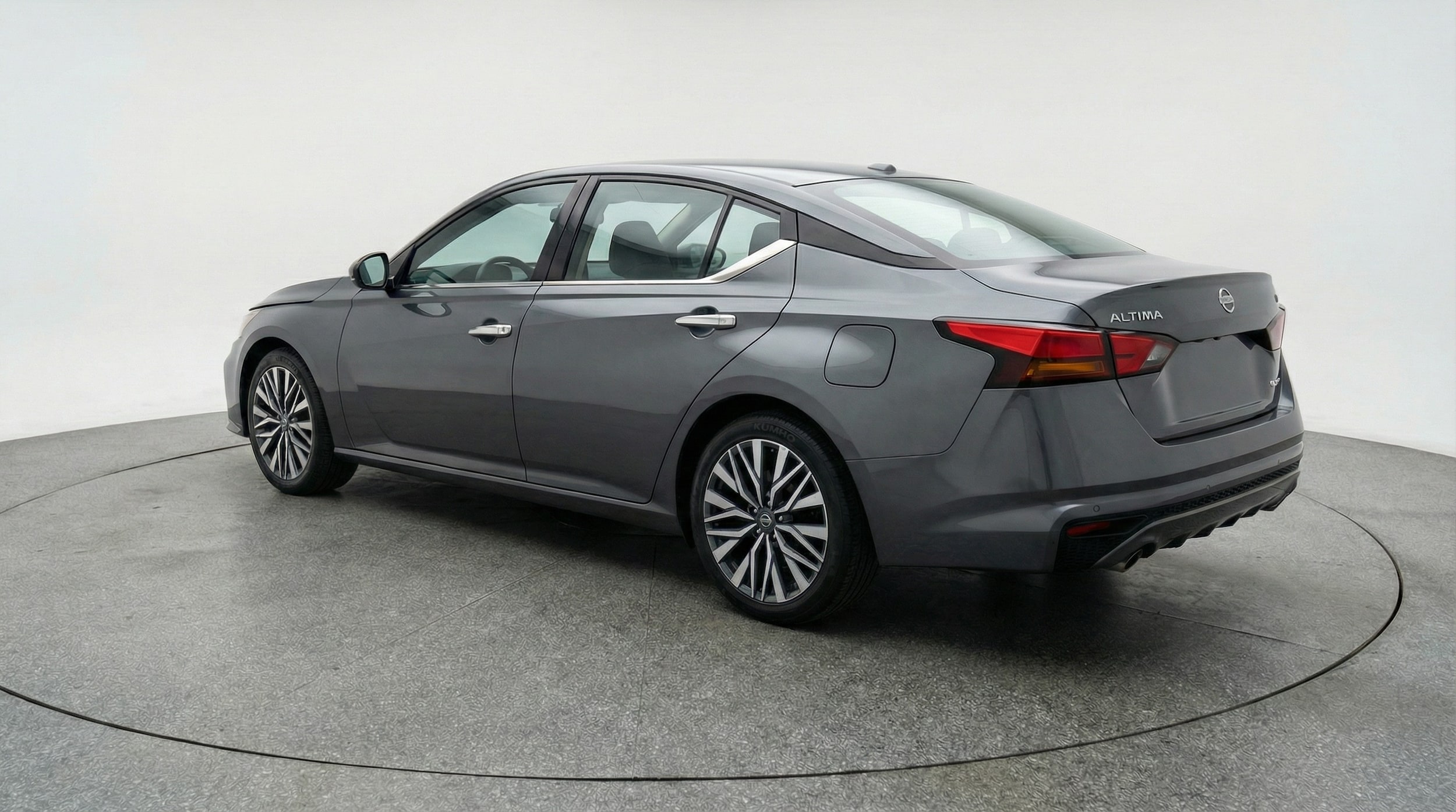 Thumbnail: 2025 Nissan Altima - 5