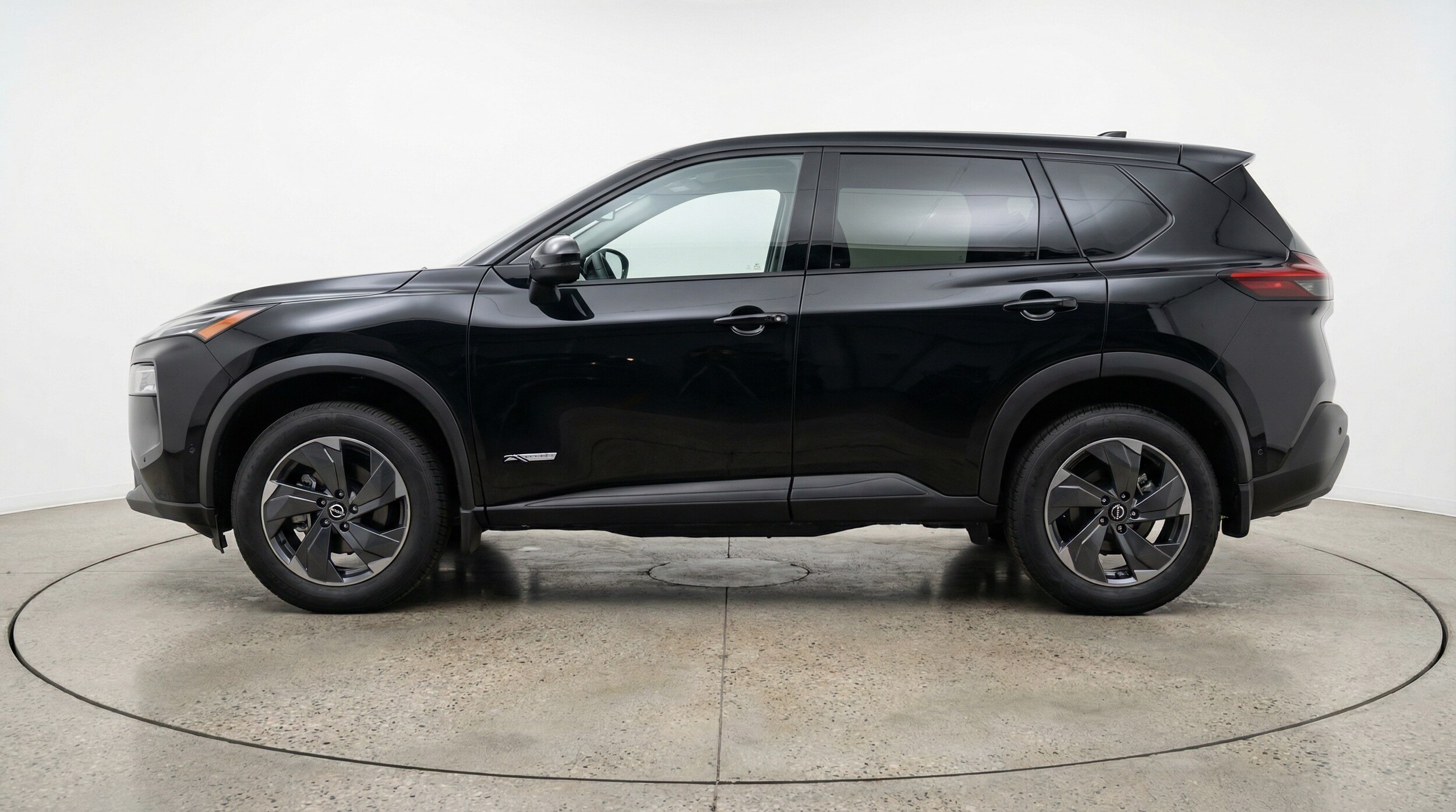 Thumbnail: 2025 Nissan Rogue - 4