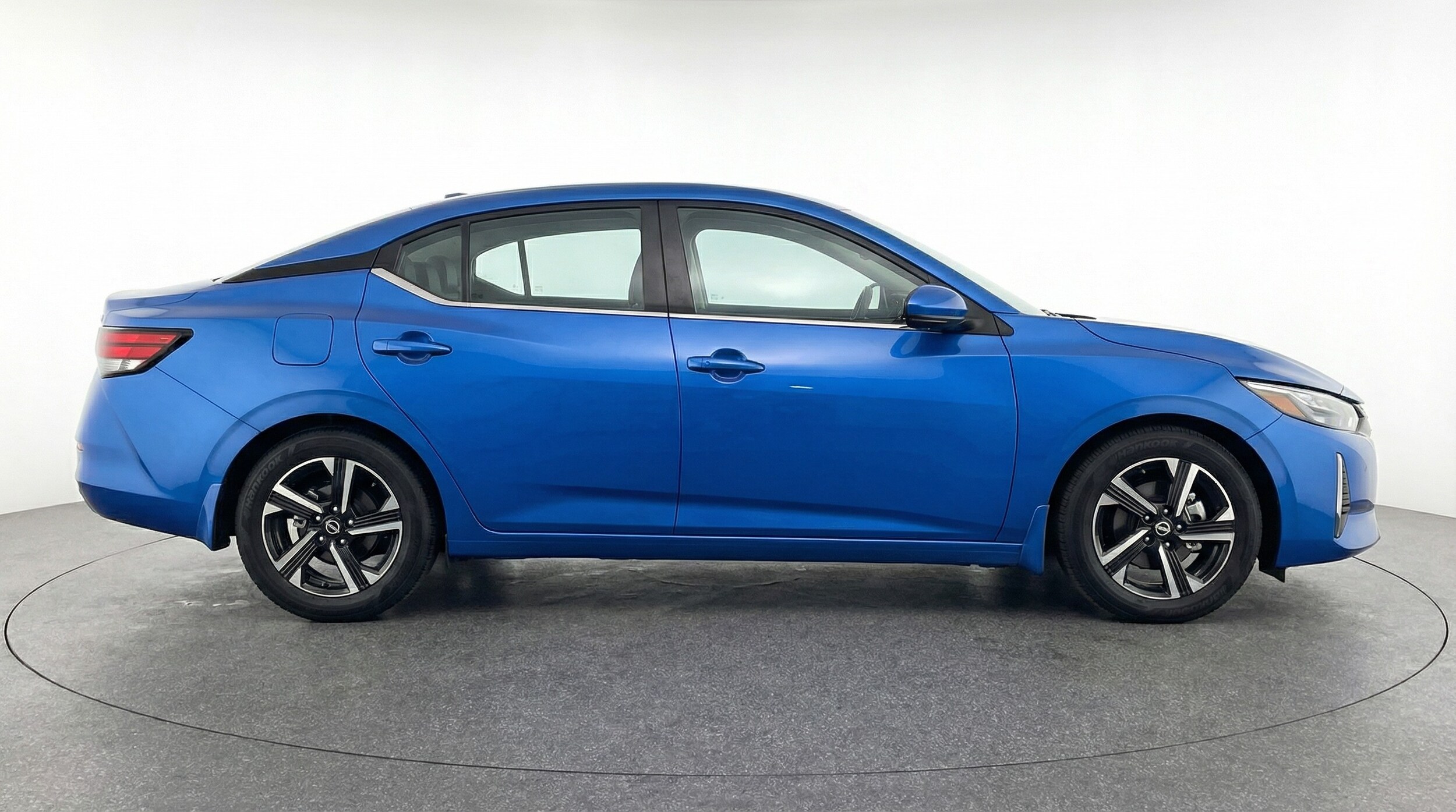 Thumbnail: 2025 Nissan Sentra - 8