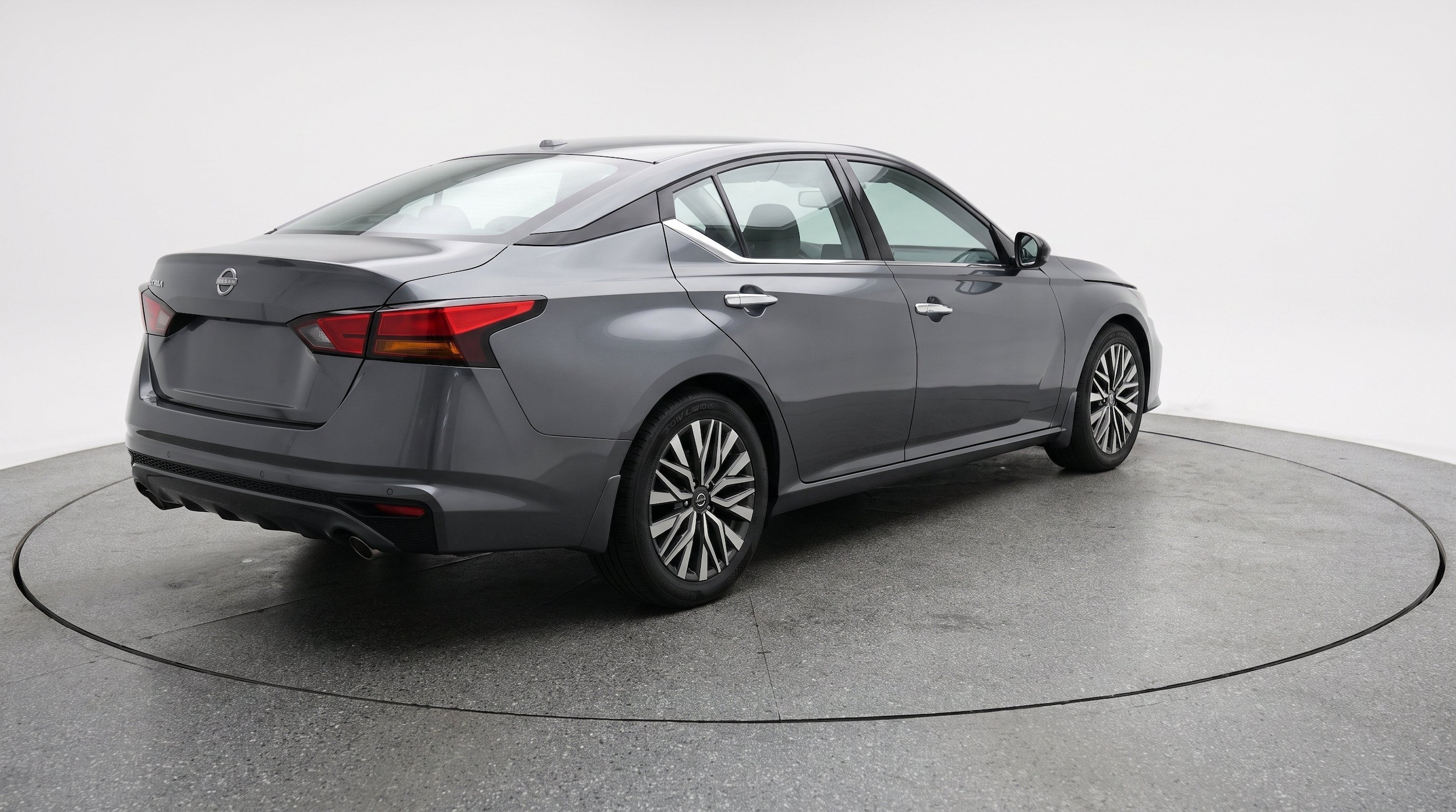 Thumbnail: 2025 Nissan Altima - 9