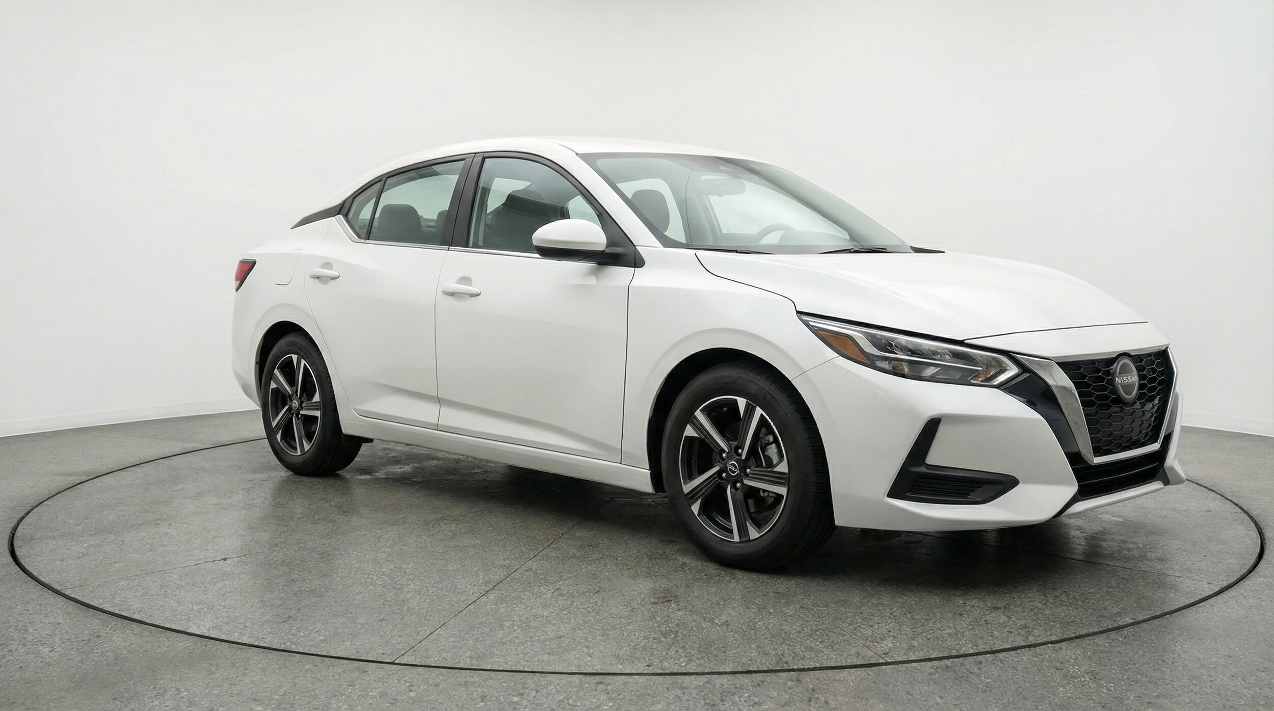 Thumbnail: 2025 Nissan Sentra - 1