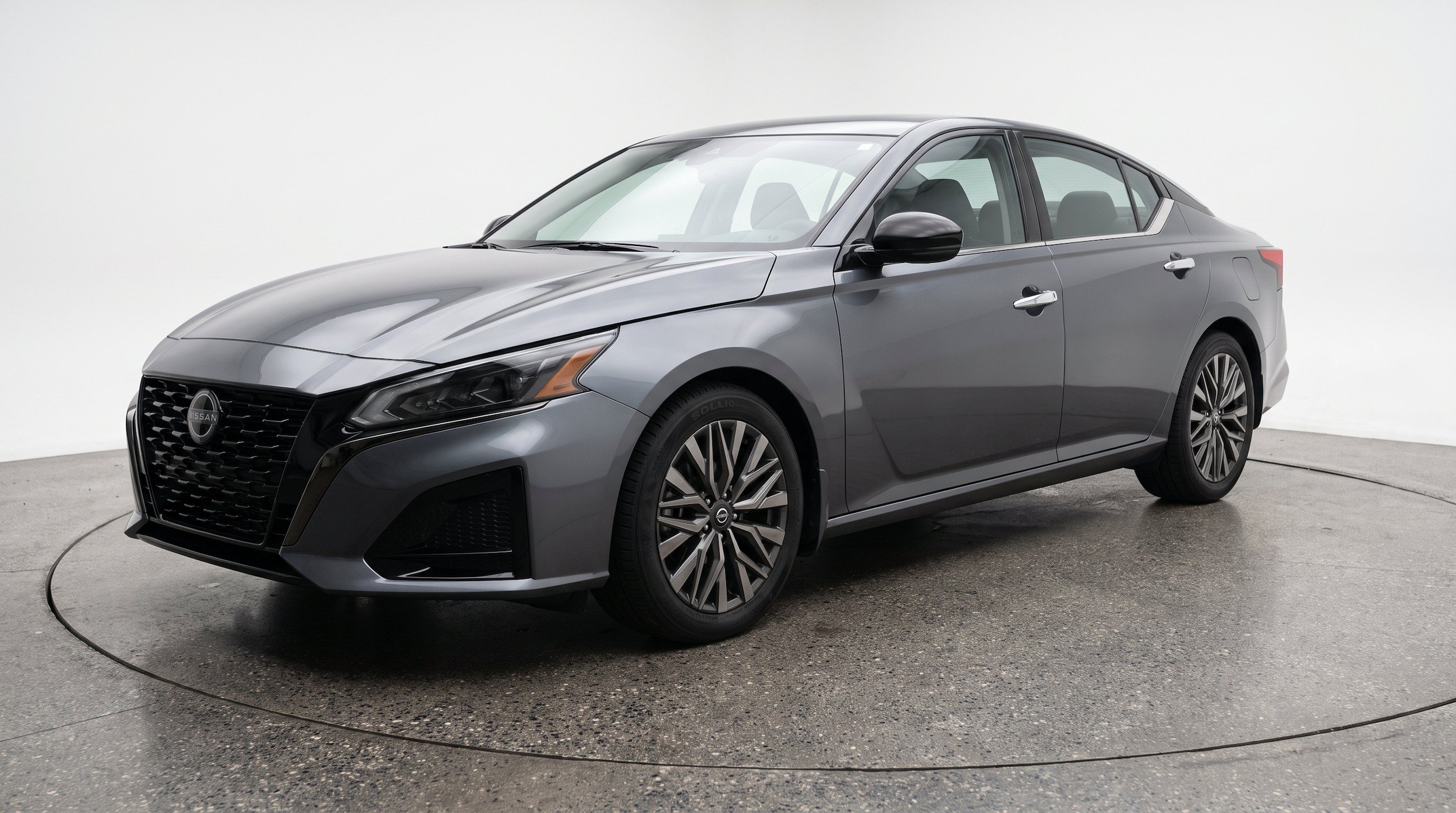 Thumbnail: 2025 Nissan Altima - 3