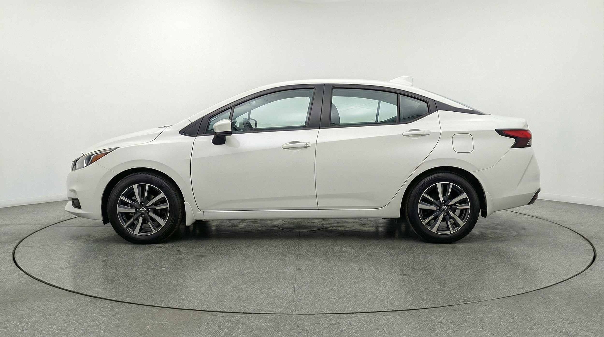 Thumbnail: 2025 Nissan Versa - 5