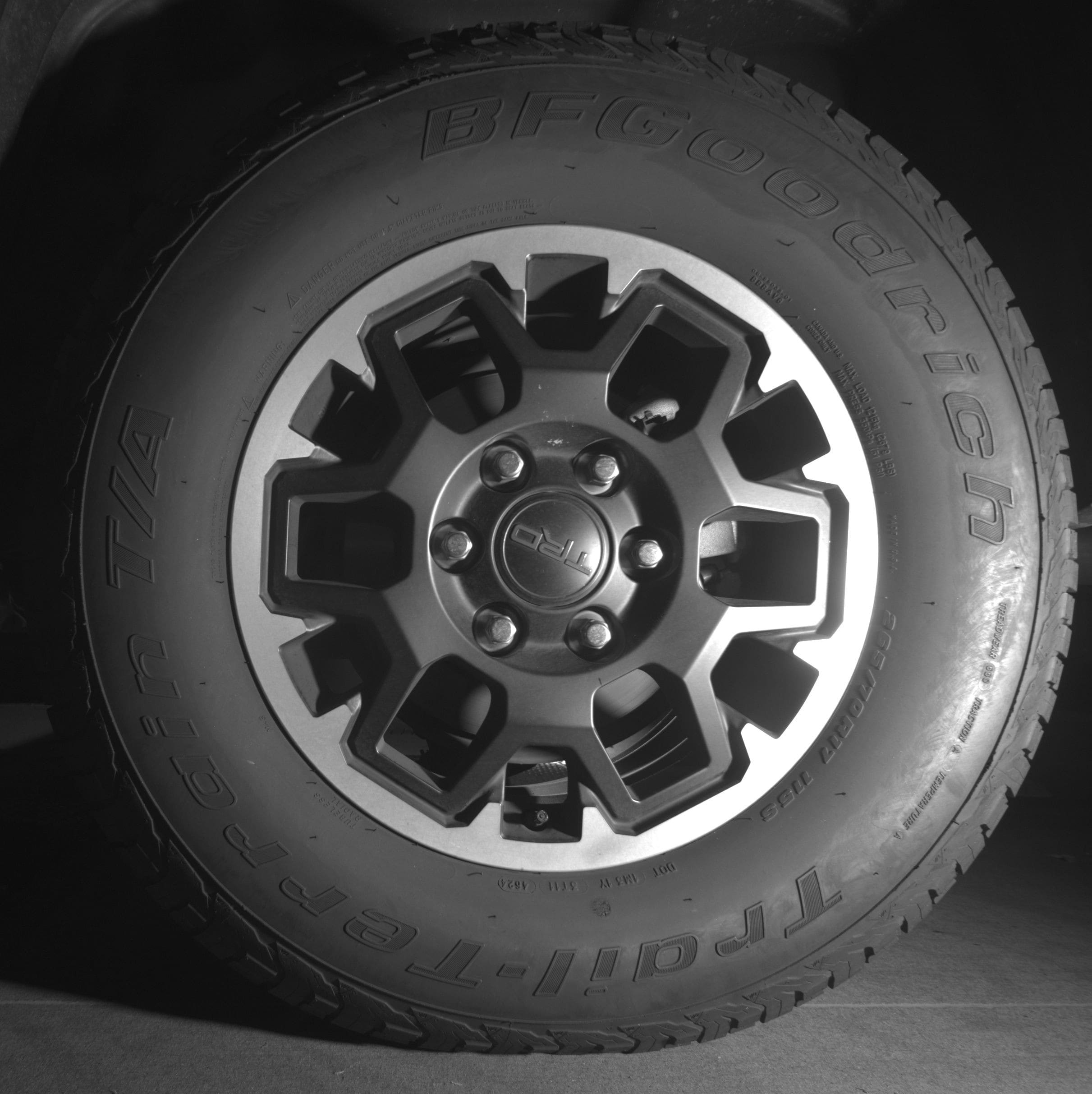 Thumbnail: 2025 Toyota Tacoma - 11