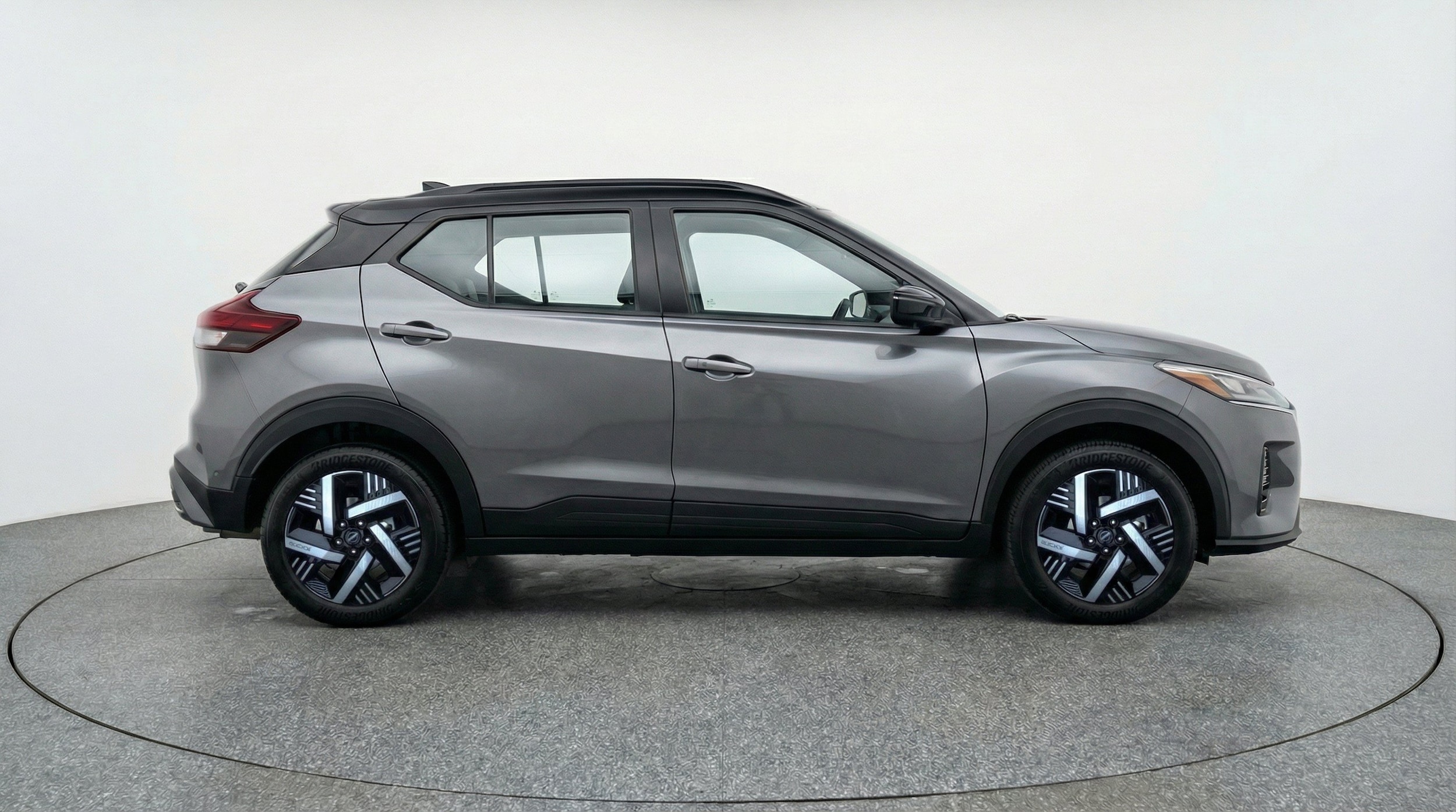 Thumbnail: 2026 Nissan Kicks - 11