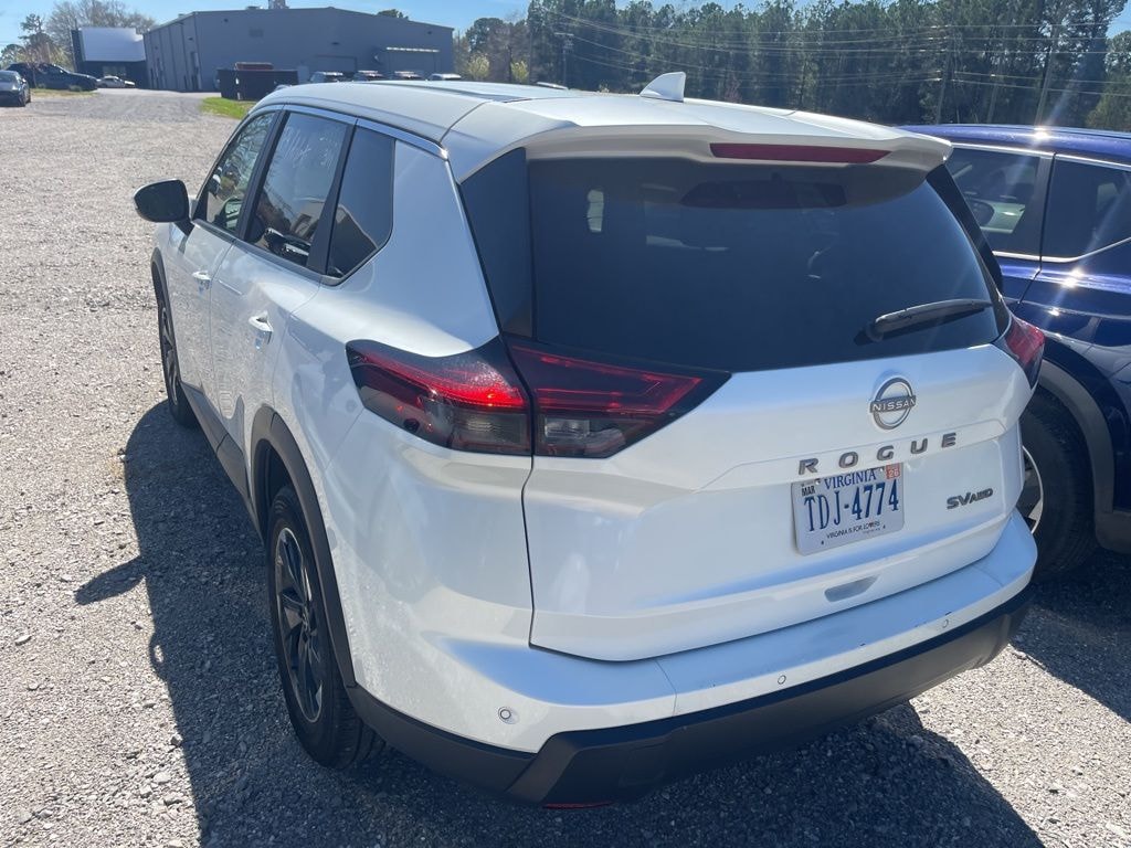 Used 2024 Nissan Rogue SV SUV