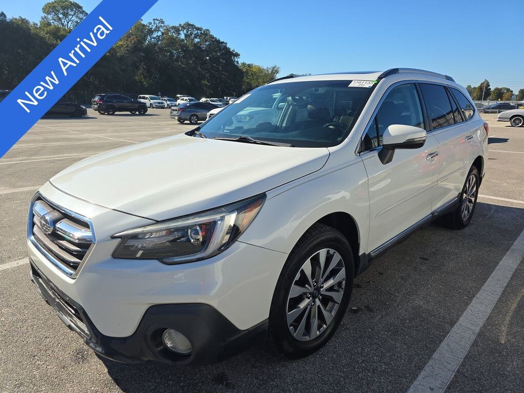 Used 2018 Subaru Outback 2.5i SUV