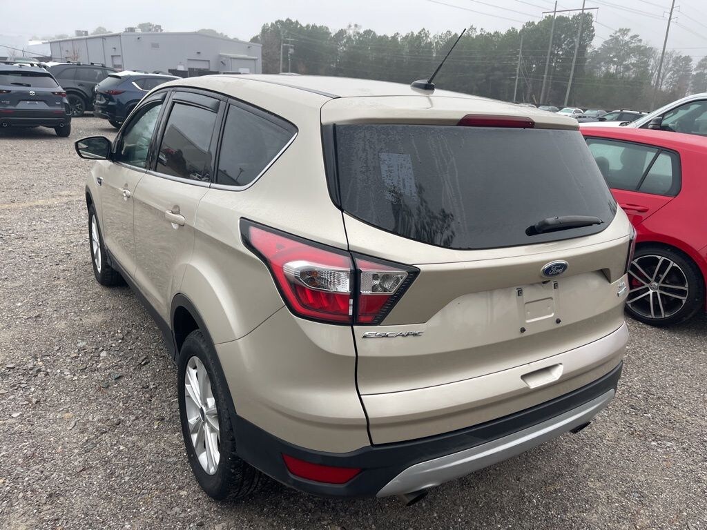 Used 2017 Ford Escape SE SUV