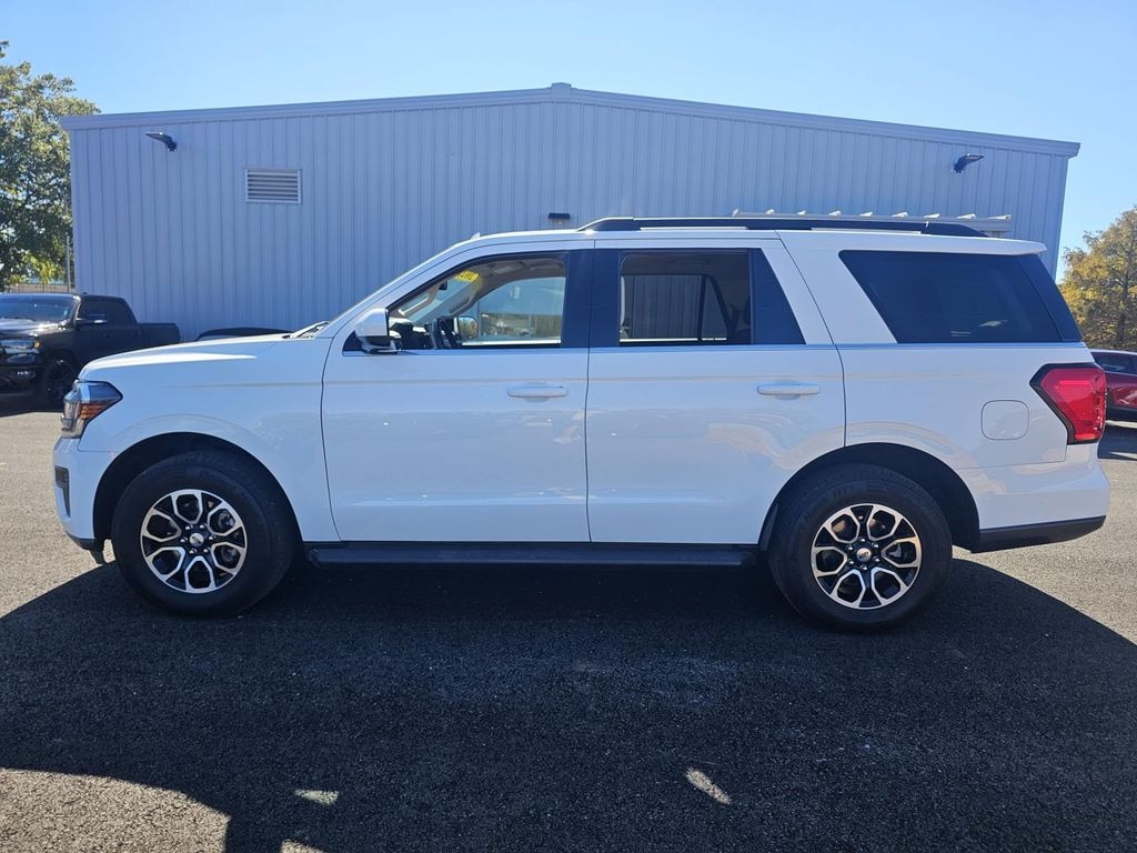 Used 2022 Ford Expedition XLT SUV