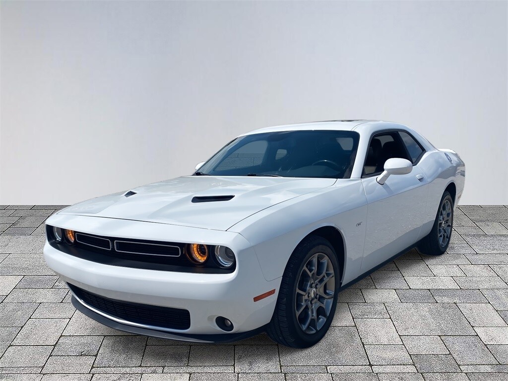 2017 Dodge Challenger GT photo 3