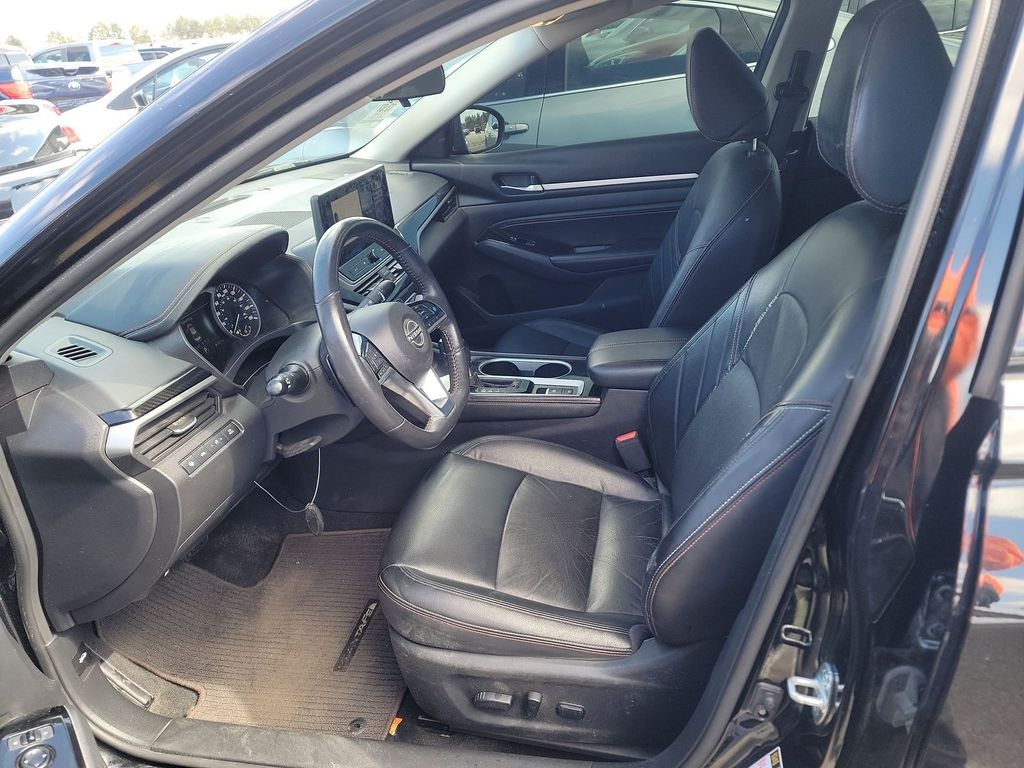 Used 2023 Nissan Altima 2.0 SR Sedan