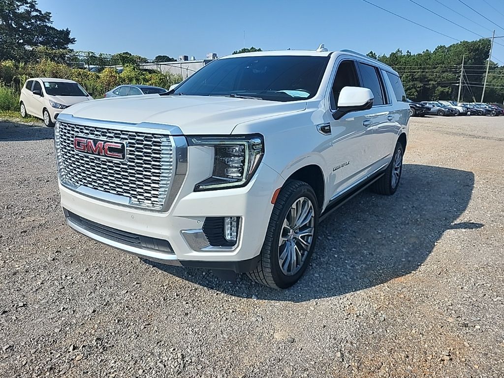 2022 Gmc Yukon XL Denali photo 2