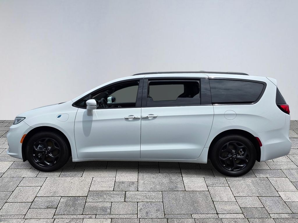Used 2021 Chrysler Pacifica Hybrid Limited Minivan/Van
