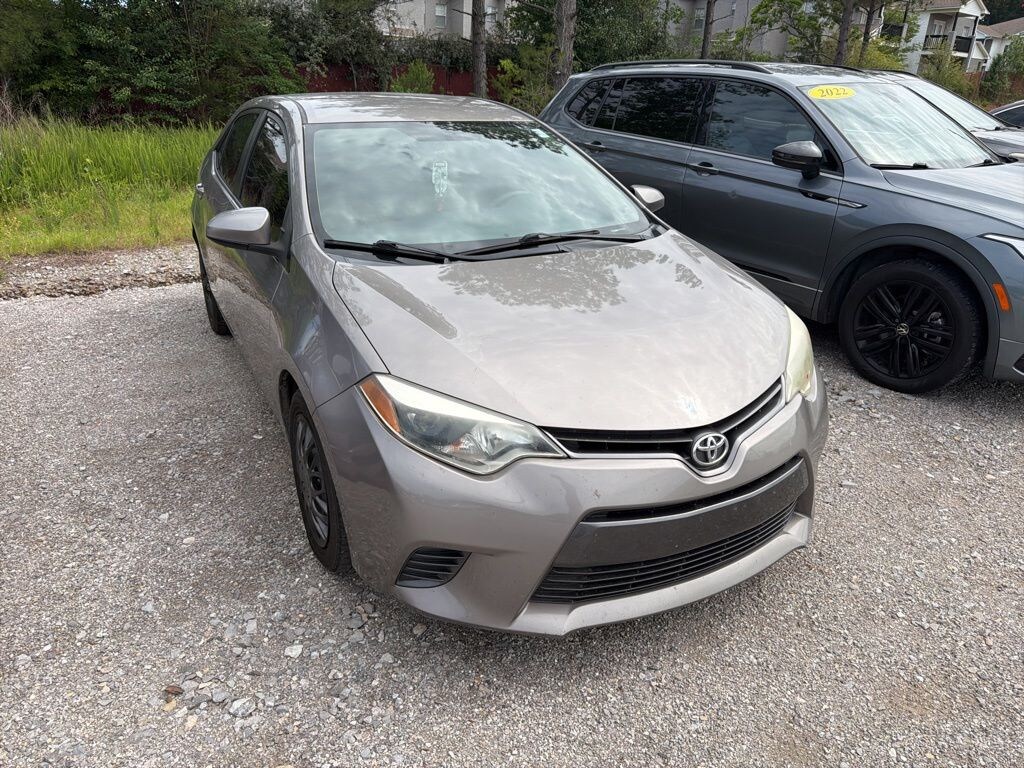 Used 2016 Toyota Corolla LE Sedan