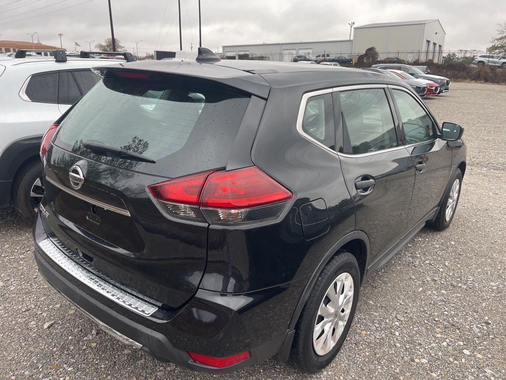 2018 Nissan Rogue S photo 3