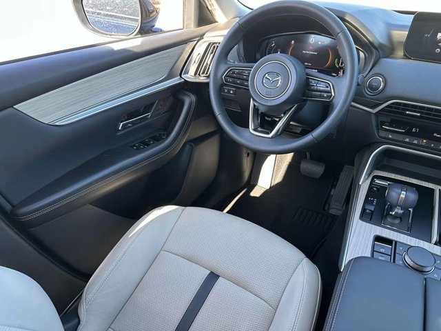 2024 Mazda CX-90 Preferred Package - Photo 29