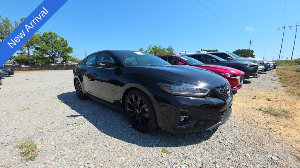 2023 Nissan Maxima SR