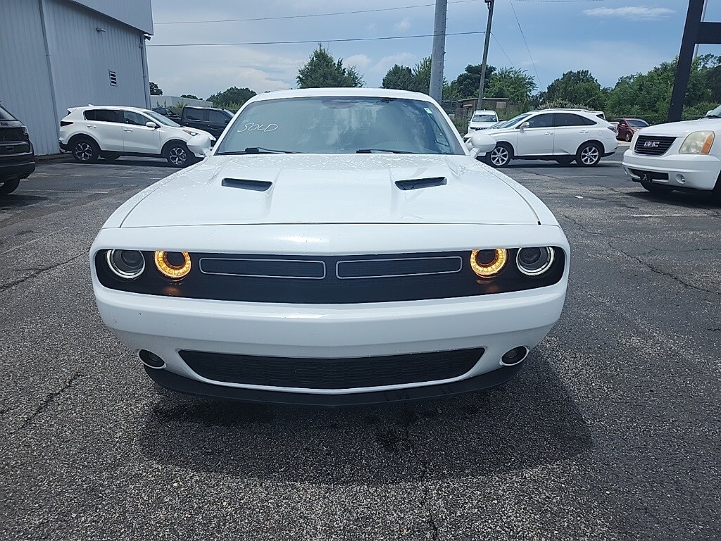 2017 Dodge Challenger GT photo 2