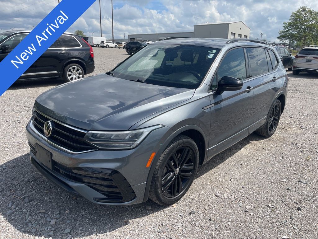 2022 Volkswagen Tiguan SE R-LINE BLACK