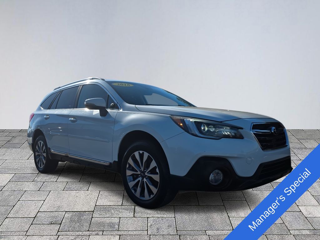 2018 Subaru Outback Touring's photo