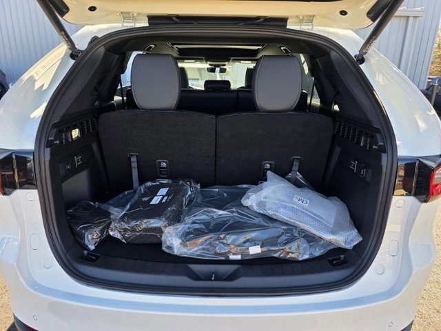 2026 Mazda CX-90 Premium Plus Package - Photo 9