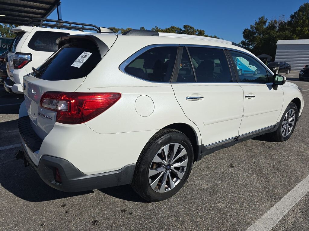 Used 2018 Subaru Outback 2.5i SUV