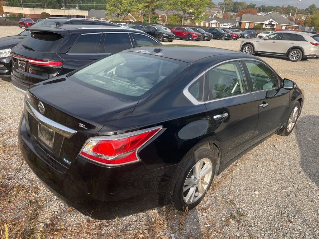 Used 2014 Nissan Altima 2.5 SL Sedan