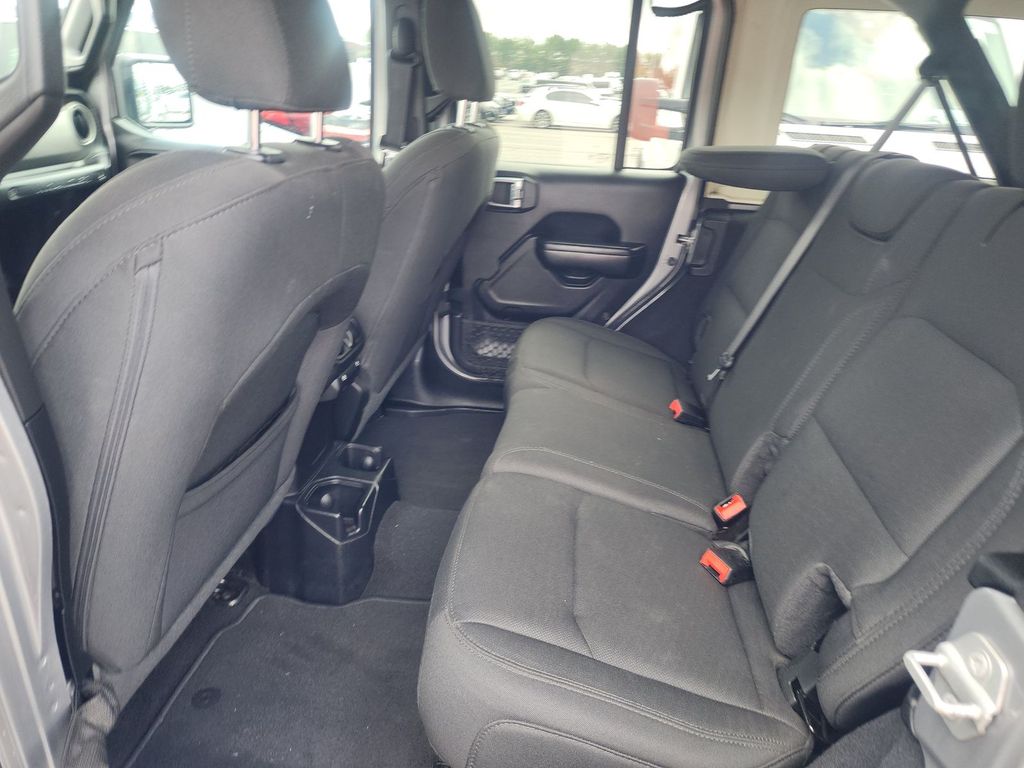2020 Jeep Wrangler Unlimited Sport S photo 4