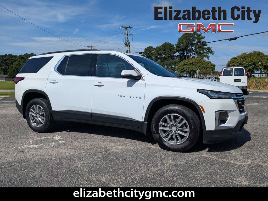 Used 2022 Chevrolet Traverse LT SUV