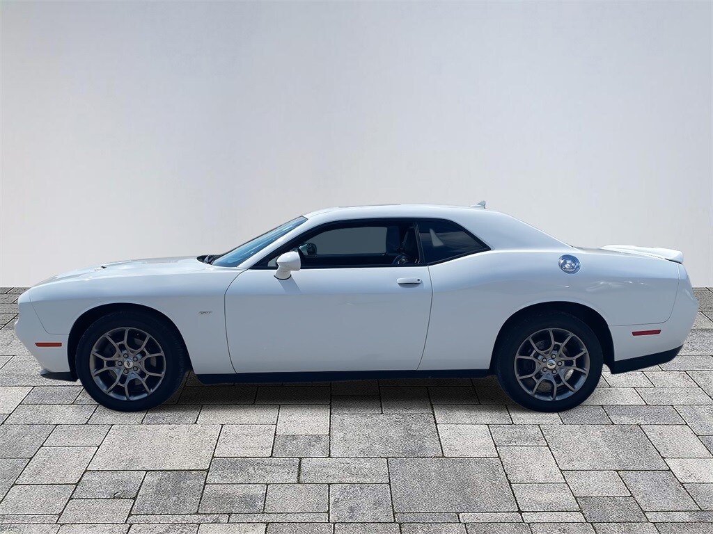 2017 Dodge Challenger GT photo 4