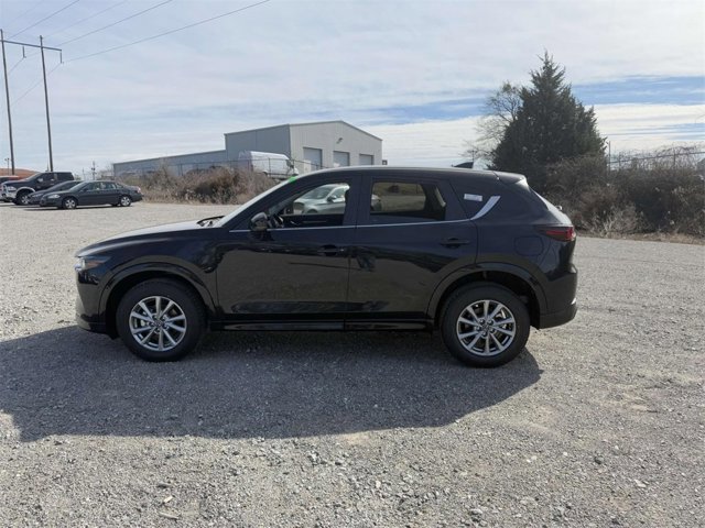 2025 Mazda CX-5 2.5 Select photo 4
