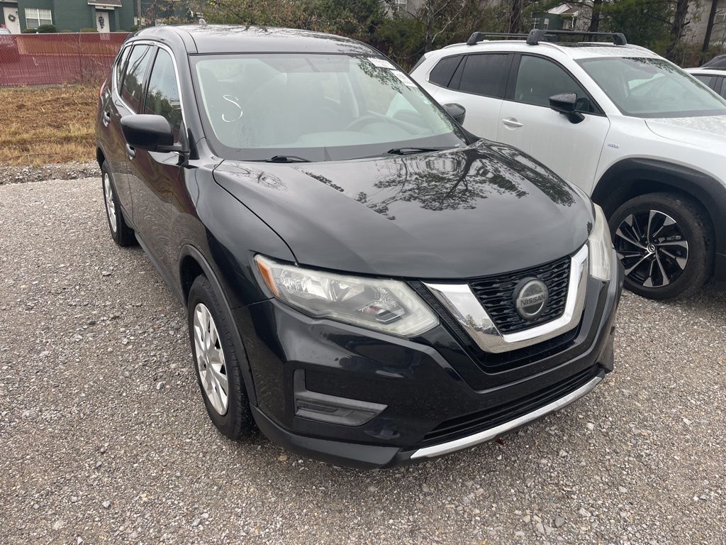 2018 Nissan Rogue S photo 2