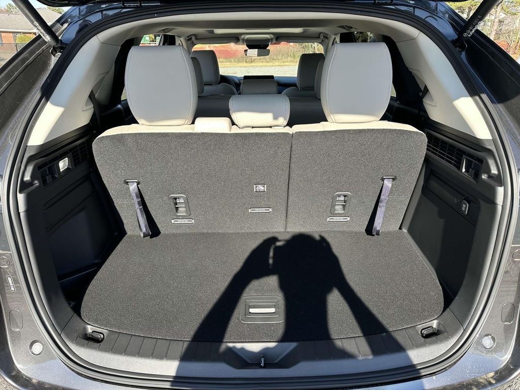 2024 Mazda CX-90 Preferred Package - Photo 9