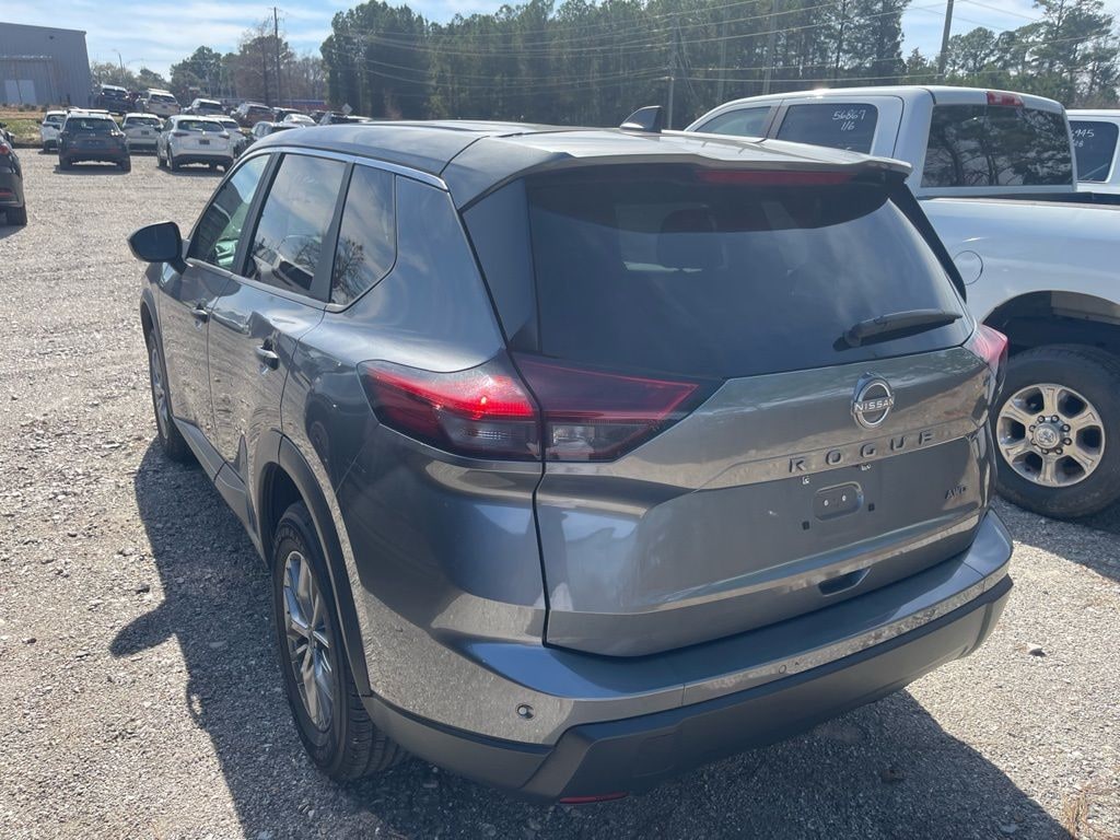 Used 2024 Nissan Rogue S SUV