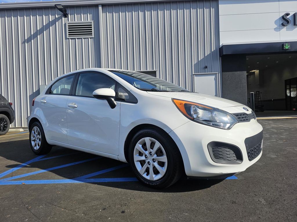 2013 Kia Rio 5-Door LX