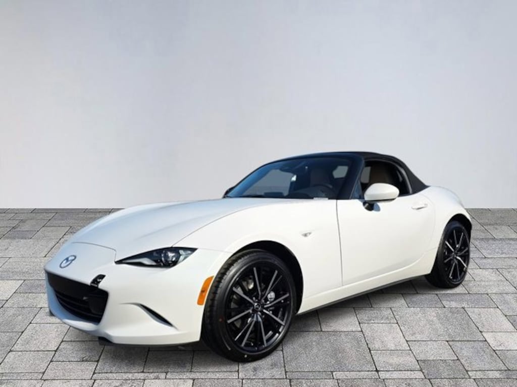 New 2025 Mazda MX-5 MIATA Grand Touring CONVERTIBLE