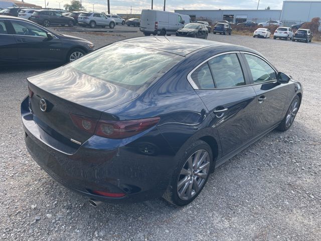 2021 Mazda Mazda3 Preferred Sedan photo 3