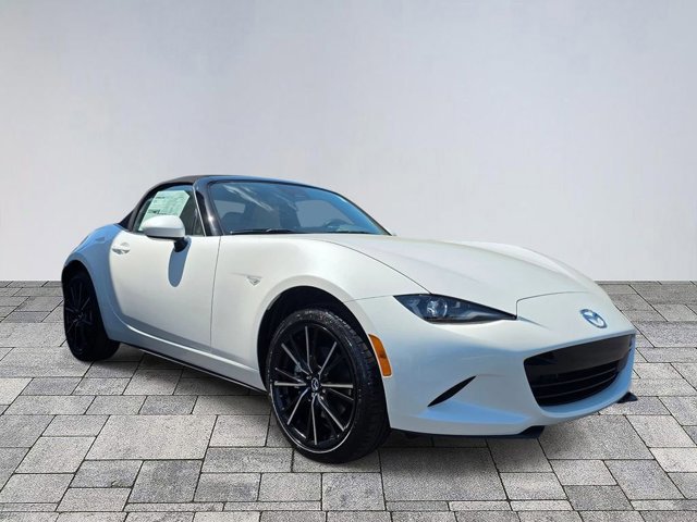 2026 Mazda MX-5 Miata Grand Touring Auto's photo