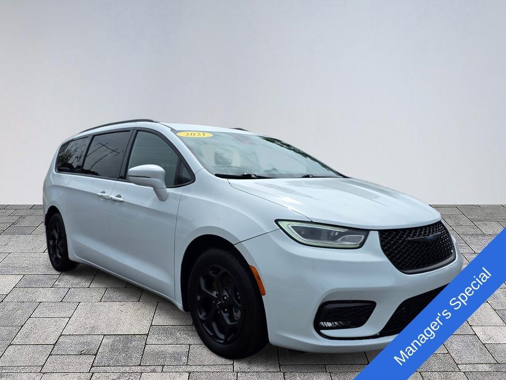 Used 2021 Chrysler Pacifica Hybrid Limited Minivan/Van