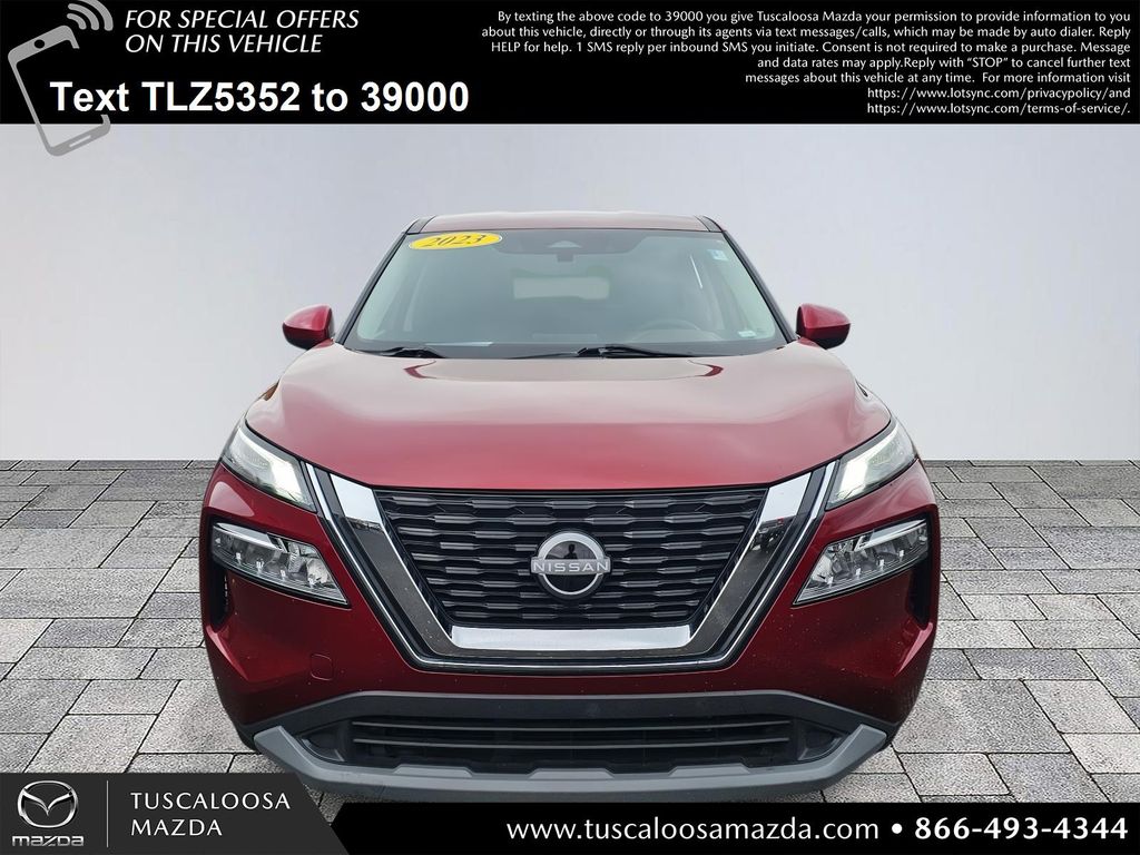 2023 Nissan Rogue SV photo 2
