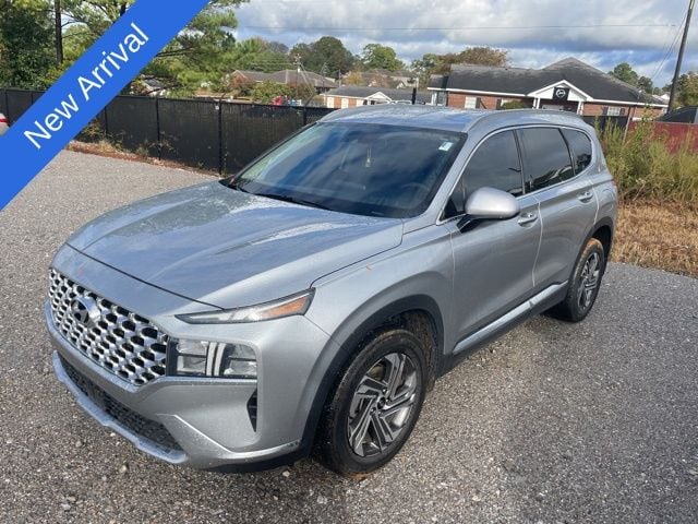 2022 Hyundai Santa Fe SEL's photo