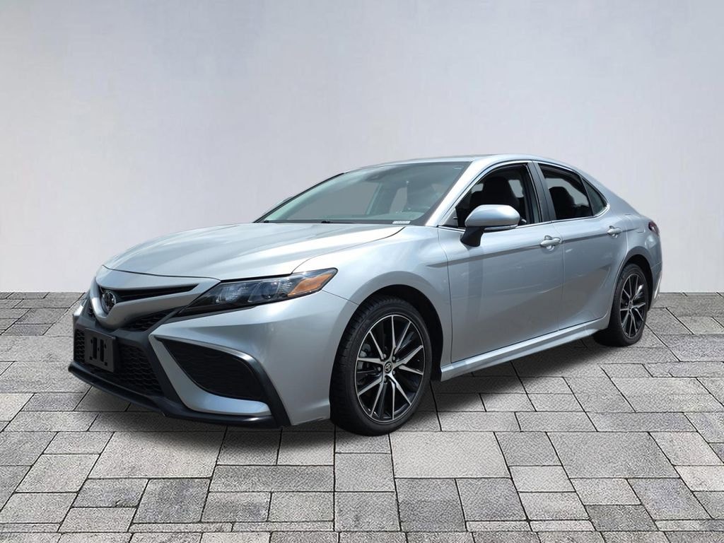 Used 2024 Toyota Camry SE Sedan