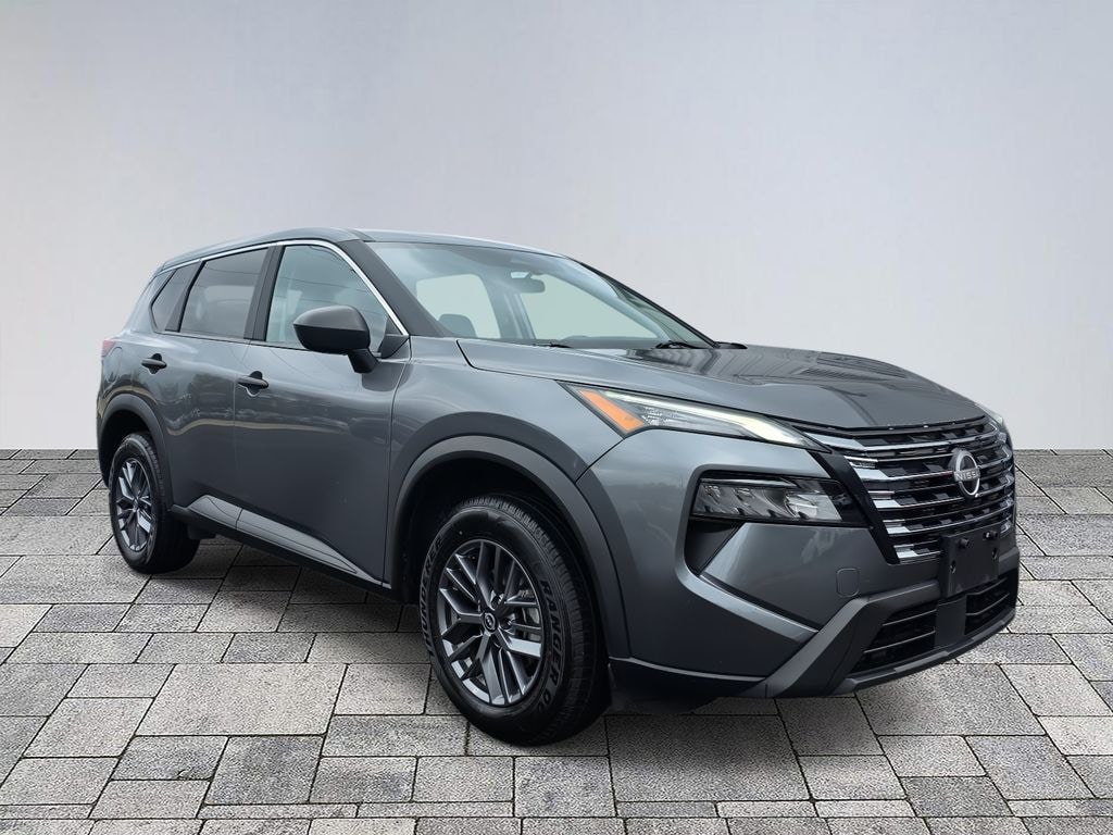Used 2024 Nissan Rogue S SUV
