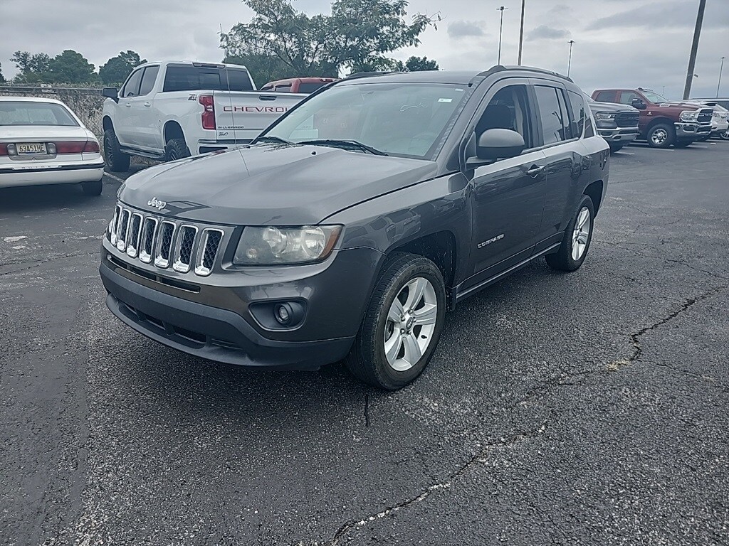 2016 Jeep Compass Sport photo 3