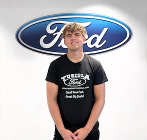Staff member Chase Jones from ID_e7f661fd6d58