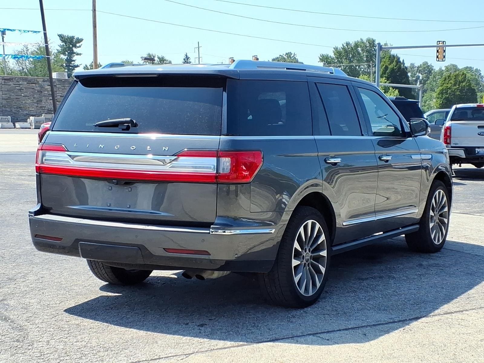 2018 Lincoln Navigator Select - Photo 15