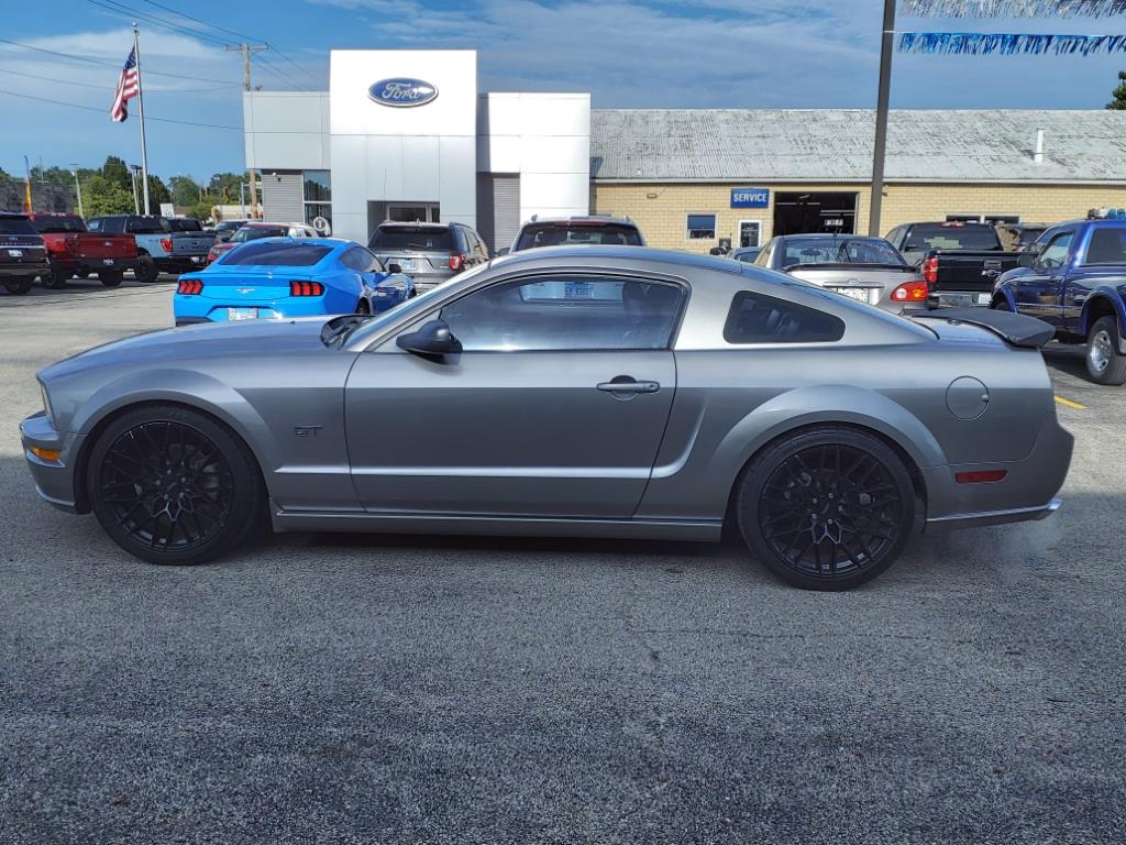 Used 2008 Ford Mustang GT Premium with VIN 1ZVHT82H285132474 for sale in Tuscola, IL