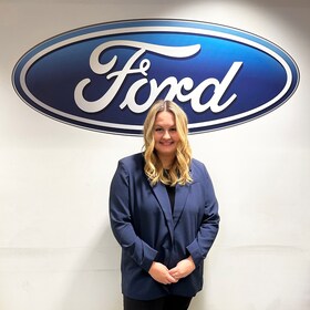 Staff member Olivia Oltean from ID_918056b428be