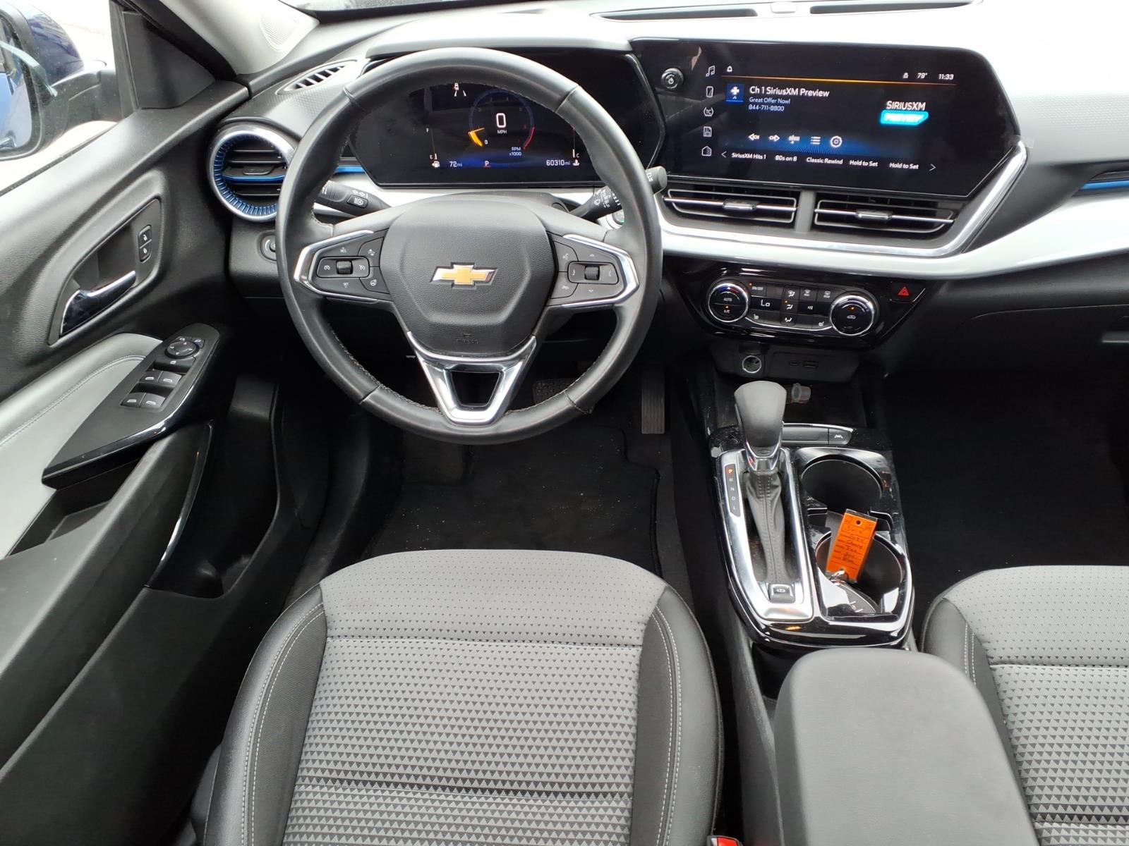 Used 2024 Chevrolet Trax LT FWD LT