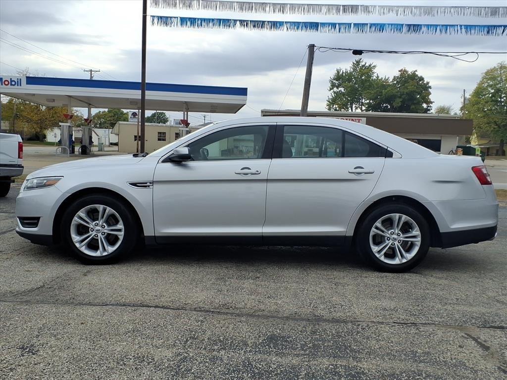 Used 2016 Ford Taurus SEL with VIN 1FAHP2E82GG153348 for sale in Tuscola, IL